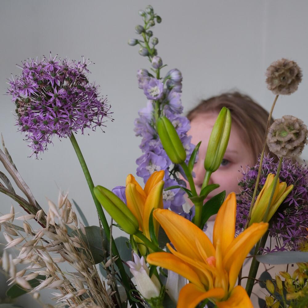 колокольчики и дельфиниум колокольчики и дельфиниум