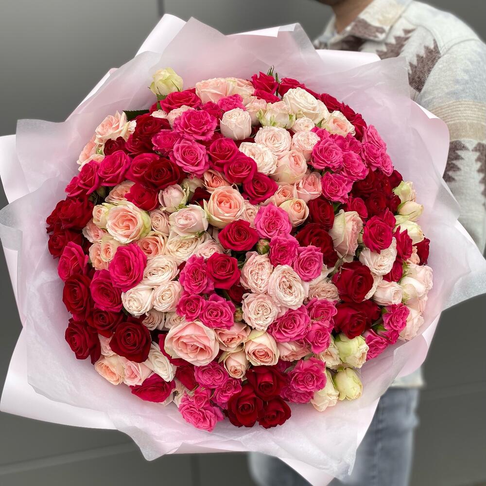 Букет 41 ветка микс кустовых роз